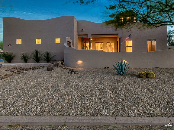 3rd image of 1411 W Desert Hills Estate Dr