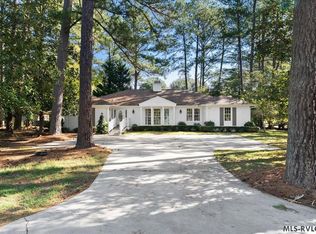 904 W High St, South Hill, VA 23970