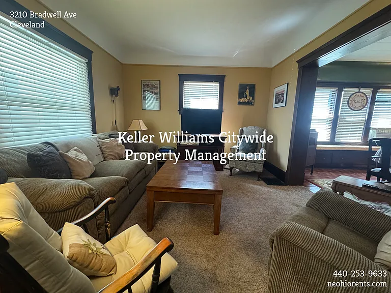 3210 Bradwell Ave — Photo 14