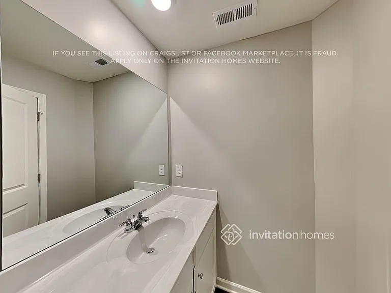 179 Webster Cir — Photo 18