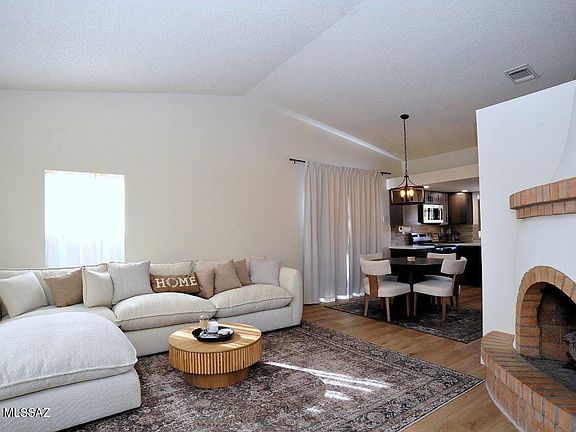 5th image of 1001 N Constitution Dr