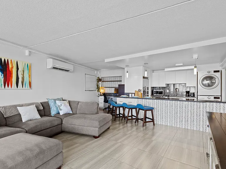 2333 Kapiolani Blvd #1614 — Photo 10