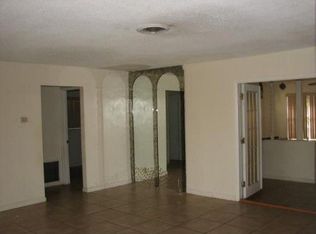 3364 NW 33rd St, Lauderdale Lakes, FL 33309