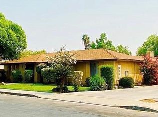 1300 McDonald Way, Bakersfield, CA 93309