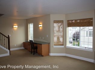 733 NW Meadow Ridge Ln, Camas, WA 98607