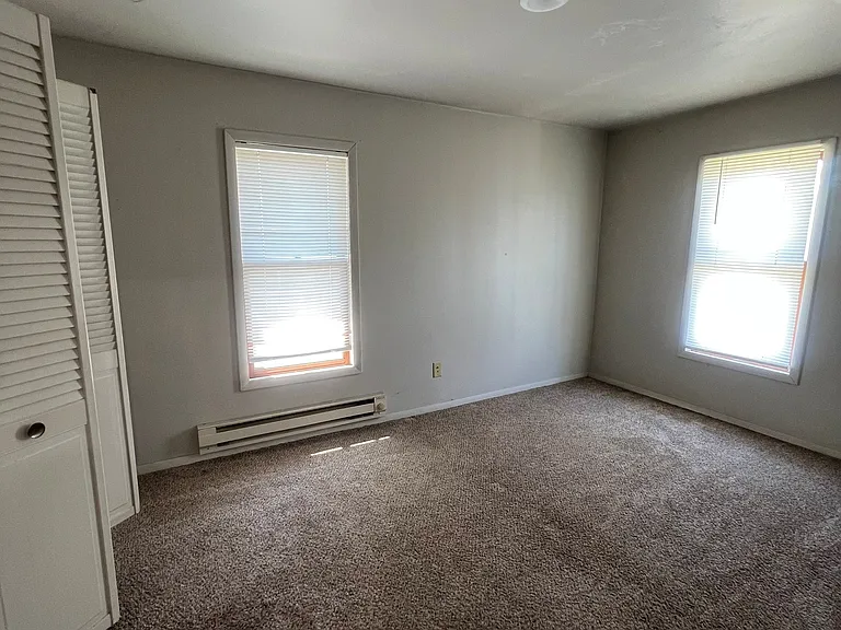 1408 Oshkosh Ave — Photo 8