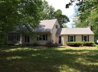 19 Groton Rd, Tyngsboro, MA 01879