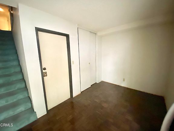 5th image of 137 N Oak Knoll Ave Unit 8