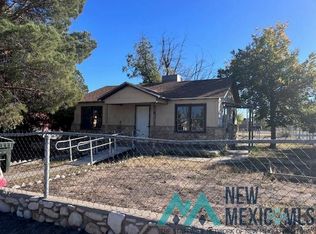 2019 Georgia St, Carlsbad, NM 88220