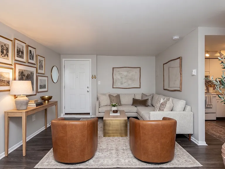 Dexter Street Apartments — Photo 45