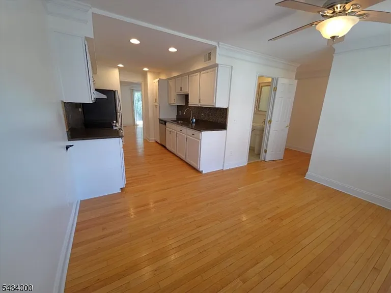1200 Springfield Ave #1D — Photo 8