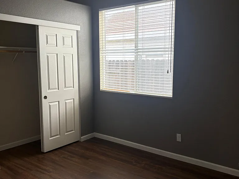 5136 Fawn Hollow Way — Photo 10