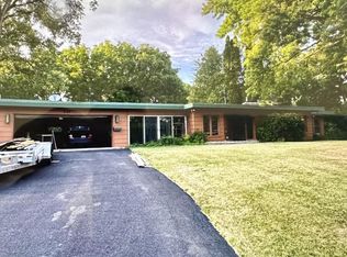 240 Norman Ridge Dr, Bloomington, MN 55437