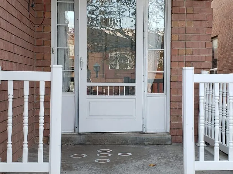 33 Baha Cres — Photo 3