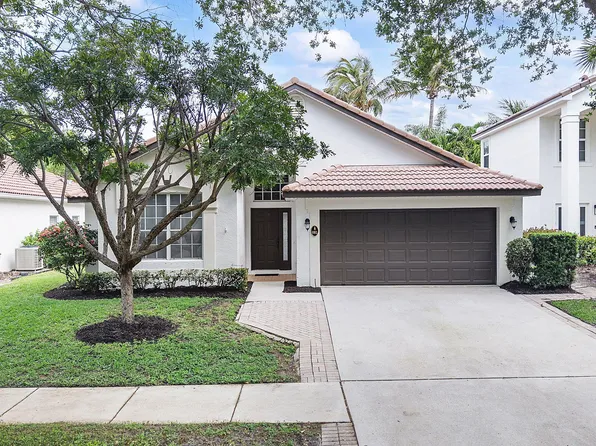 981 Delray Lakes Dr, Delray Beach, FL 33444