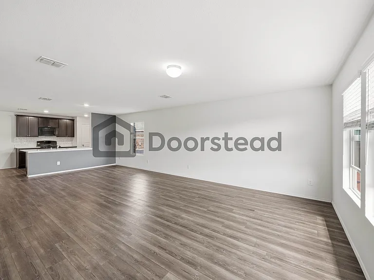 771 Bayonet St — Photo 19