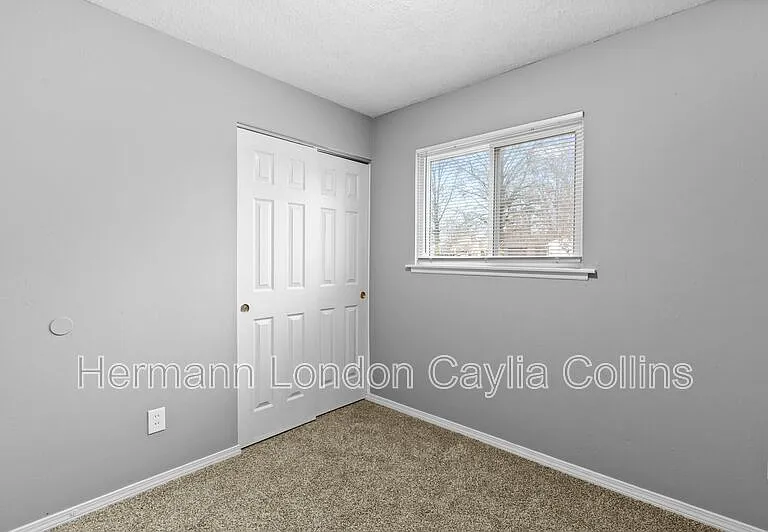 2265 Grants Pkwy — Photo 17