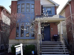 2439 W Grace St, Chicago, IL 60618