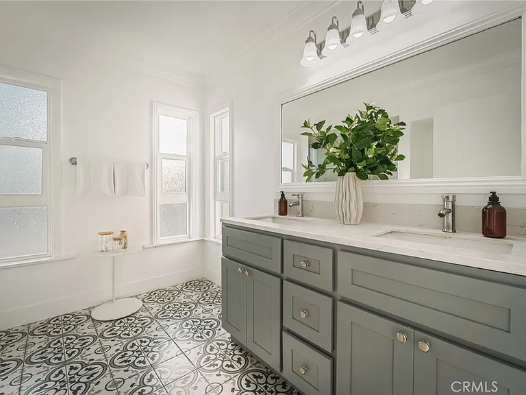 5115 West Blvd — Photo 25