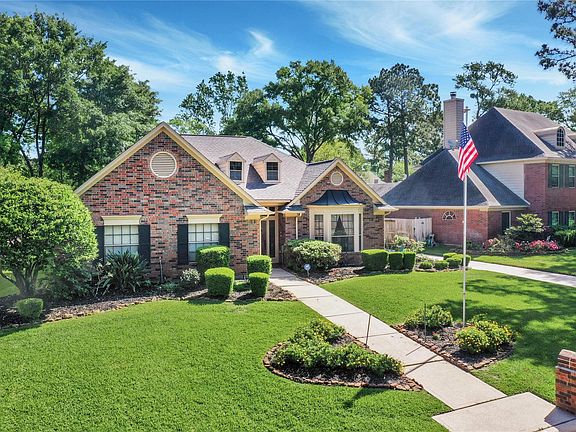 4th image of 3110 Woodland View Dr