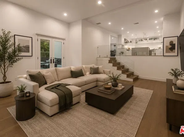 6467 Deep Dell Pl, Los Angeles, CA 90068