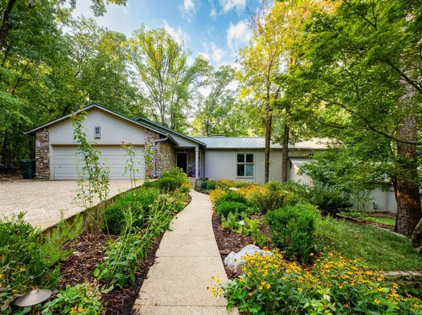 11 Piedmont Ln, Little Rock, AR 72223