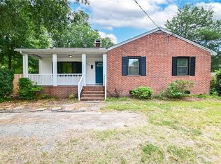 242 Eastwood Dr, Newport News, VA 23602