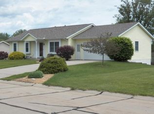 420 Fairview Dr, Goshen, IN 46528