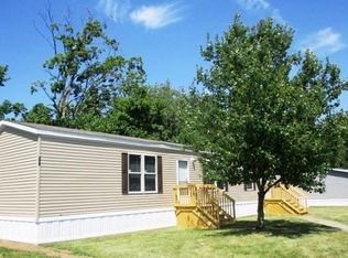 378 Brookside Mnr, Goshen, IN 46526