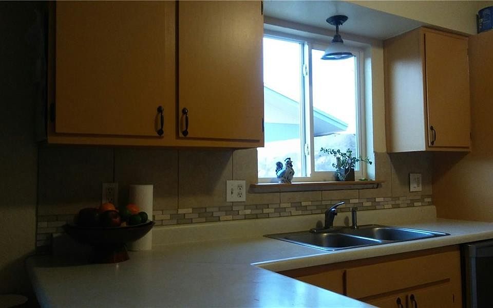 2nd image of 1816 Glen Campbell Dr #1
