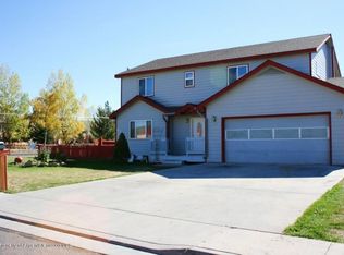 170 Village Ln, Carbondale, CO 81623