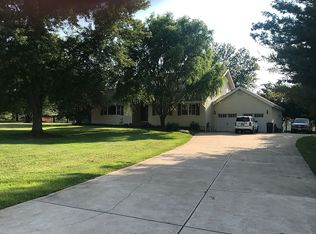 3029 Lake Country Ln, Glencoe, MO 63038