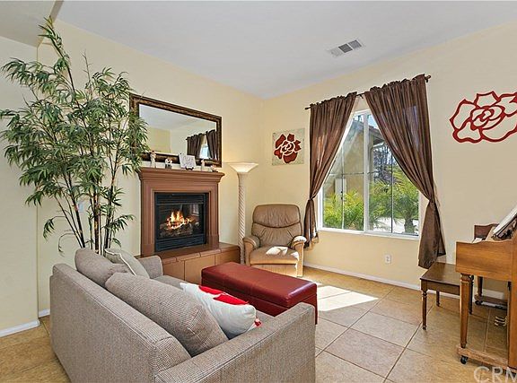 3rd image of 33894 Lake Breeze Dr