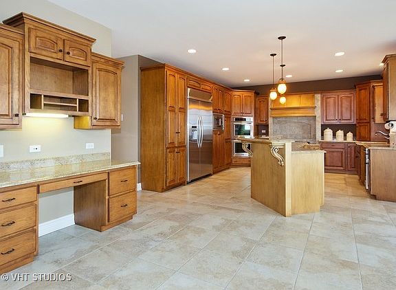 4th image of 15622 S Jeanne Ln