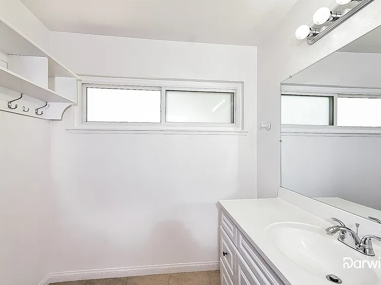 728 Sam Jonas Dr — Photo 11