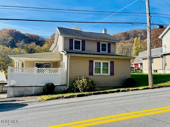 3209 Washington Ave, Altoona, PA 16601