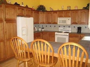 4th image of 5587 Pine Island Dr NE