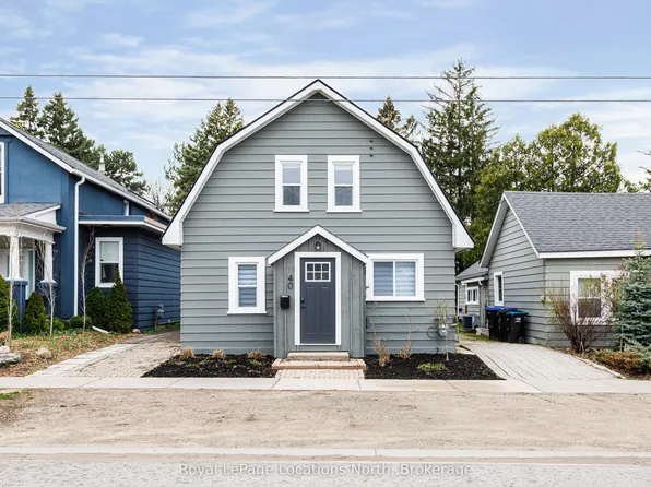 40 Market St, Collingwood, ON L9Y 3M6