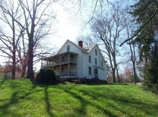 1502 High St, Hendersonville, NC 28791