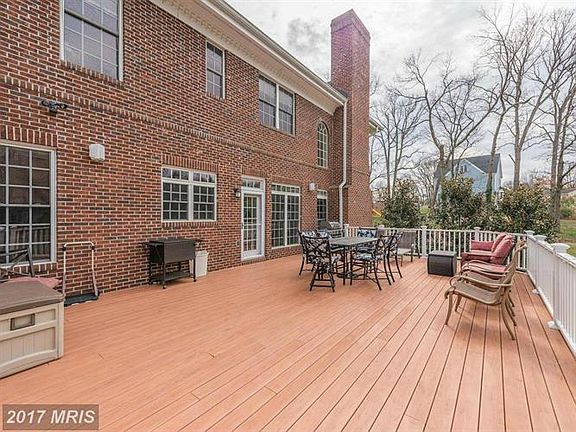 3rd image of 3428 Ayers Dr