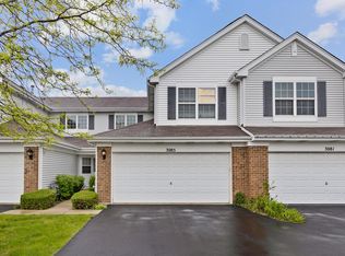 3085 Courtland St, Woodstock, IL 60098