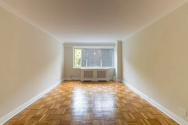 Rented by Stonehenge NYC LLC | media 18