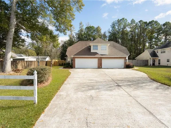 929 Rapatel St, Mandeville, LA 70448