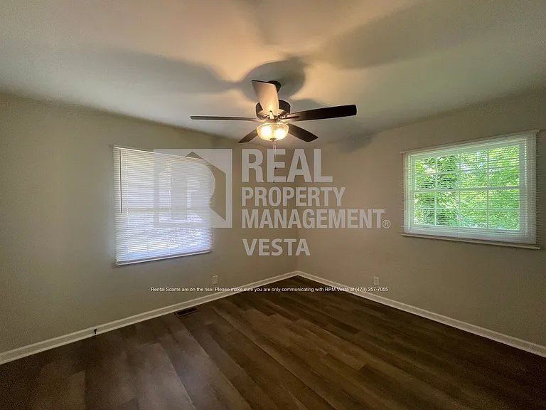 4219 Wood Forest Pl — Photo 8