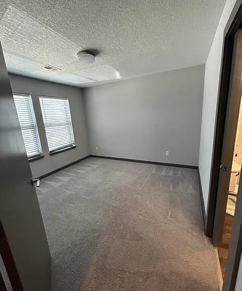 7603 N Mercier Ct — Photo 8