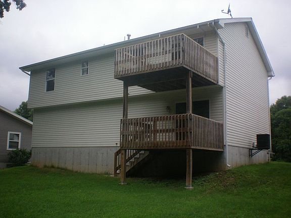 3rd image of 1814 Catlin Dr