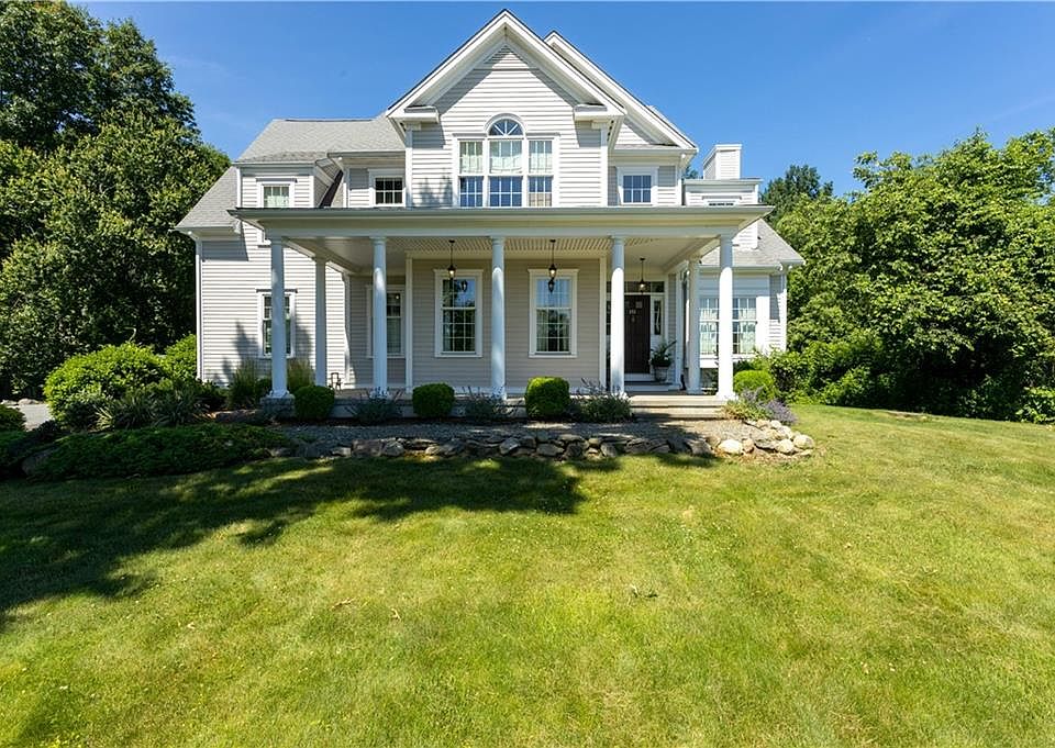 246 Delano Dr, North Kingstown, RI 02852 Zillow
