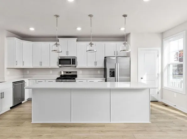 442 Germania St, Fredericksburg, VA 22401