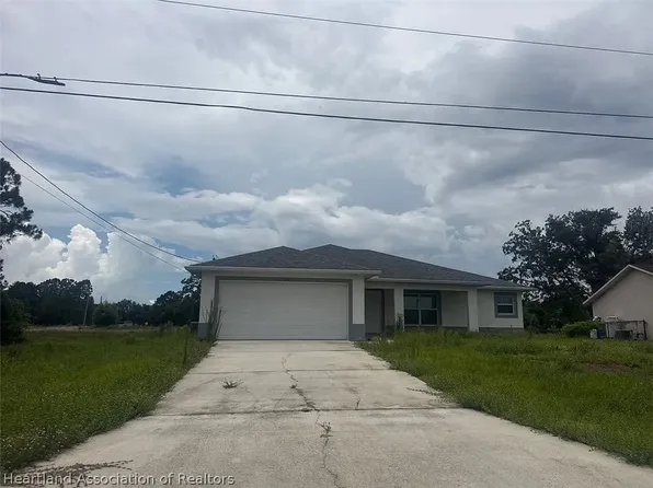 126 Parish Dr, Lehigh Acres, FL 33974