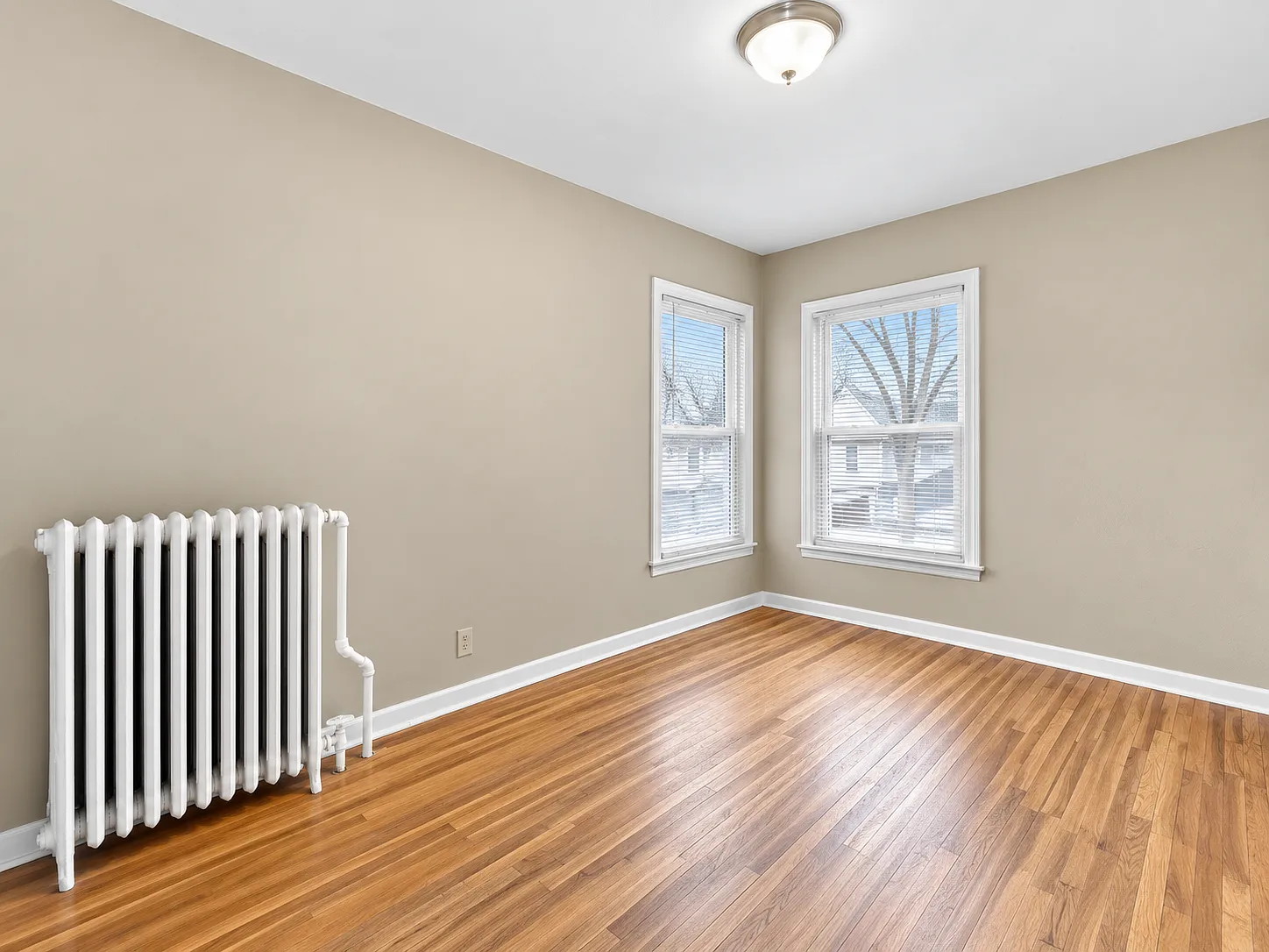 1 bed, $999 — Photo 4